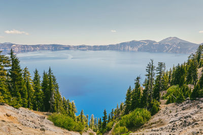Landscape views of crater lake in oregon during the summer.