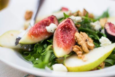Arugula salad with figs