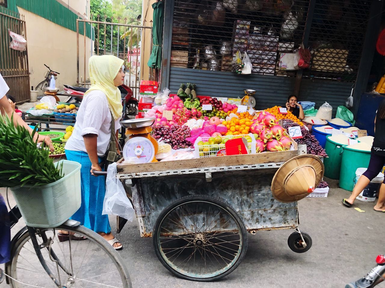 BICYCLES PARKED ON STREET MARKET