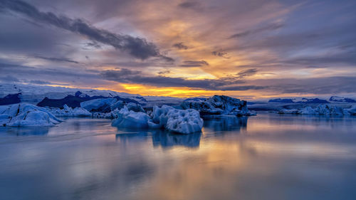 Sunset at jokusarlon in south iceland. 