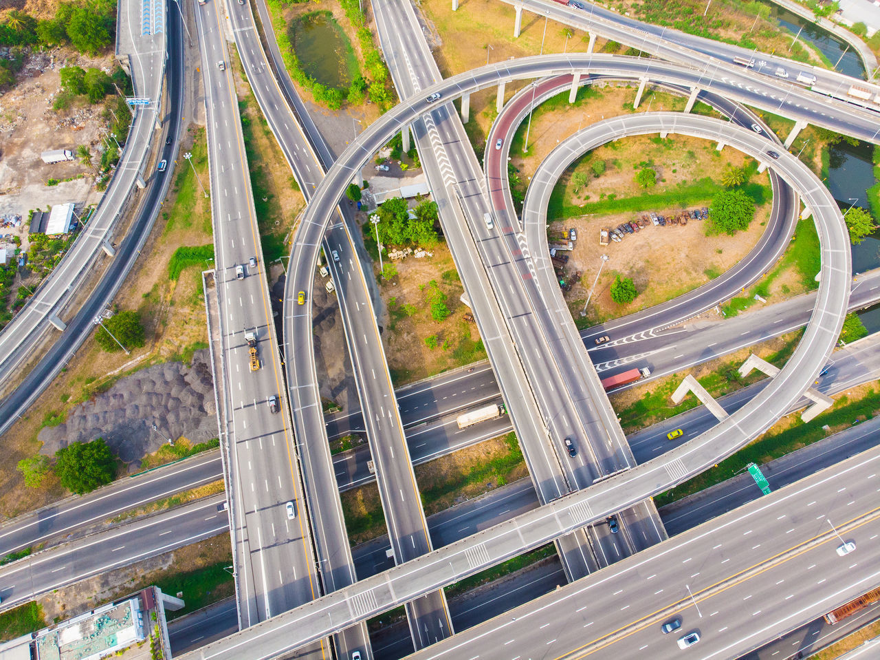 HIGH ANGLE VIEW OF ELEVATED ROAD AND BRIDGE