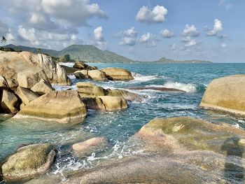 Scenic view of sea against sky