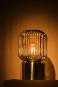 Illuminated light bulb