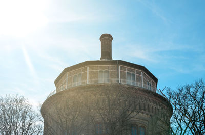 Low angle view of wasserturm prenzlauer berg against sky