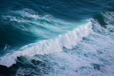 Waves splashing in sea