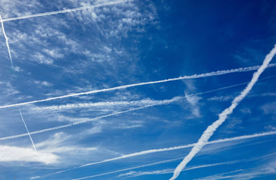 Low angle view of vapor trail in sky