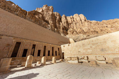 Nice daytime view of hatshepsut's temple. mortuary temple of the pharaoh of the hatshepsut dynasty. 