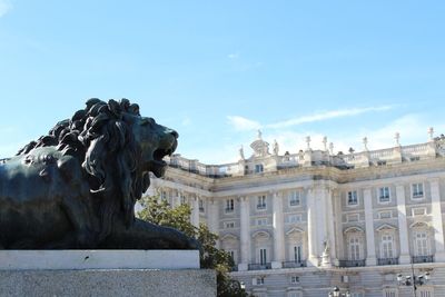 Statue of a building