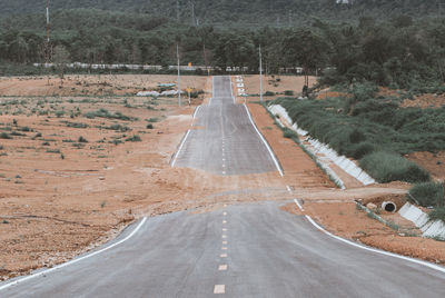 Road passing through a city