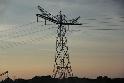 electricity pylon