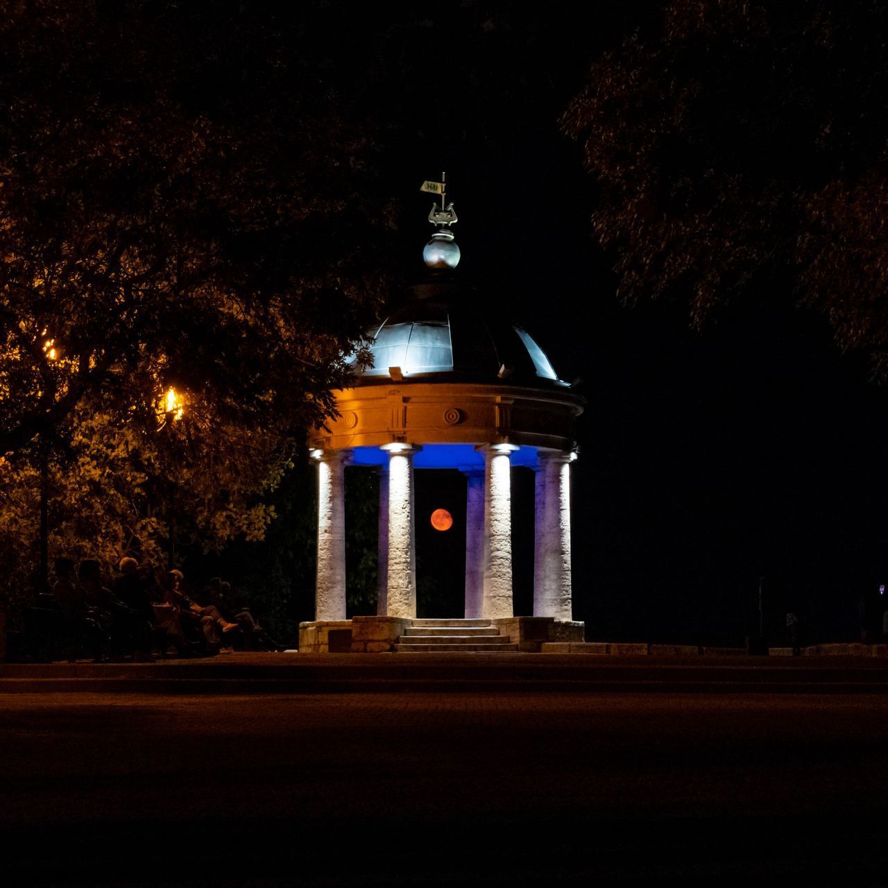 BUILDING AT NIGHT