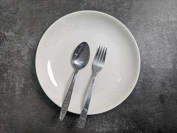 High angle view of empty plate on table