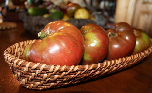 Close-up of apples in basket