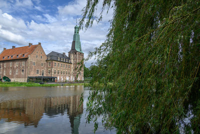 The castle of raesfeld in germany