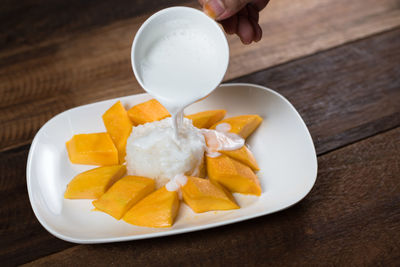 Mango sticky rice or khaoniao mamuang, a traditional thai cuisine