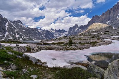 Upper lower jean lake titcomb basin wind river range rocky mountains wyoming hiking elkhart park 