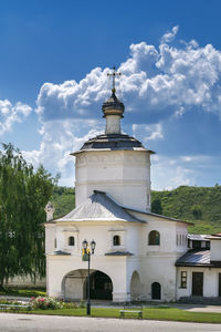 Church of st. john the evangelist in holy dormition monastery, staritsa, russia