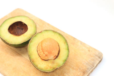 Close-up of sliced slices on cutting board