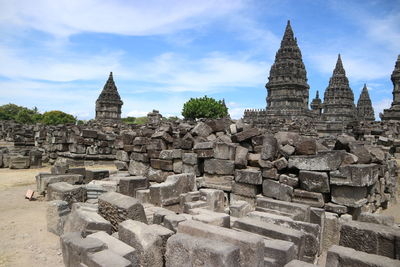 Old ruins and temples against sky