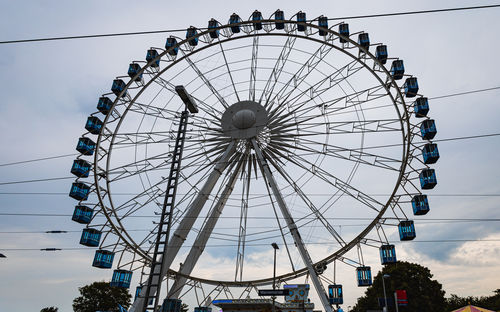 ferris wheel