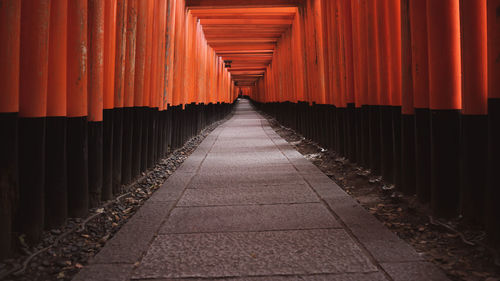 Empty footpath leading towards temple