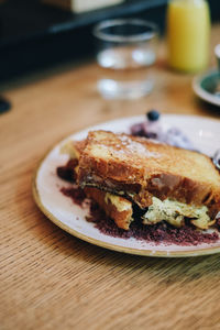 Close-up of bread in plate on table
