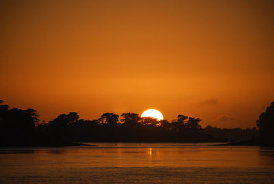 Sunset on the gulf of morbihan