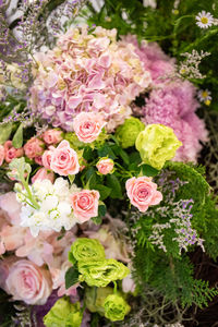 Close-up of pink rose bouquet