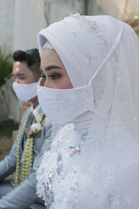 Indonesian wedding couples implemented health protocols using masks during the covid-19 pandemic