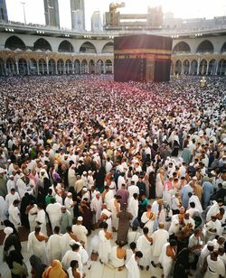 Crowd at al-haram mosque