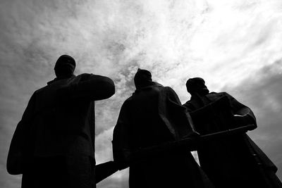 Soviet soldier monument