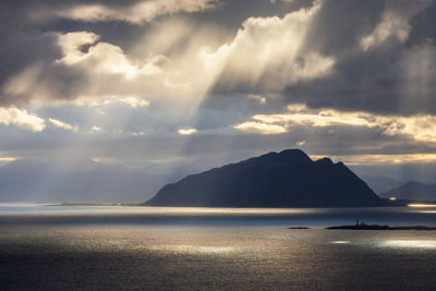 Sunbeams at dusk in a beautiful seascape view