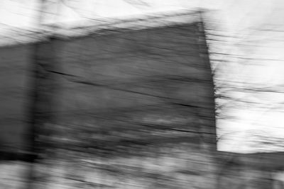 Defocused image of blurred motion