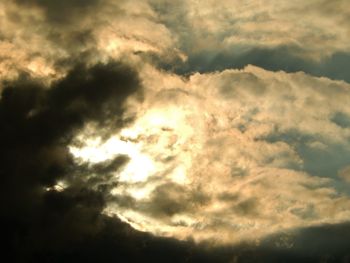 Low angle view of cloudy sky