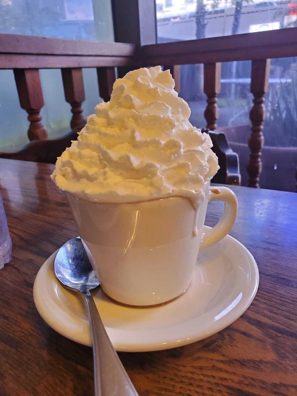 CLOSE-UP OF COFFEE IN CUP