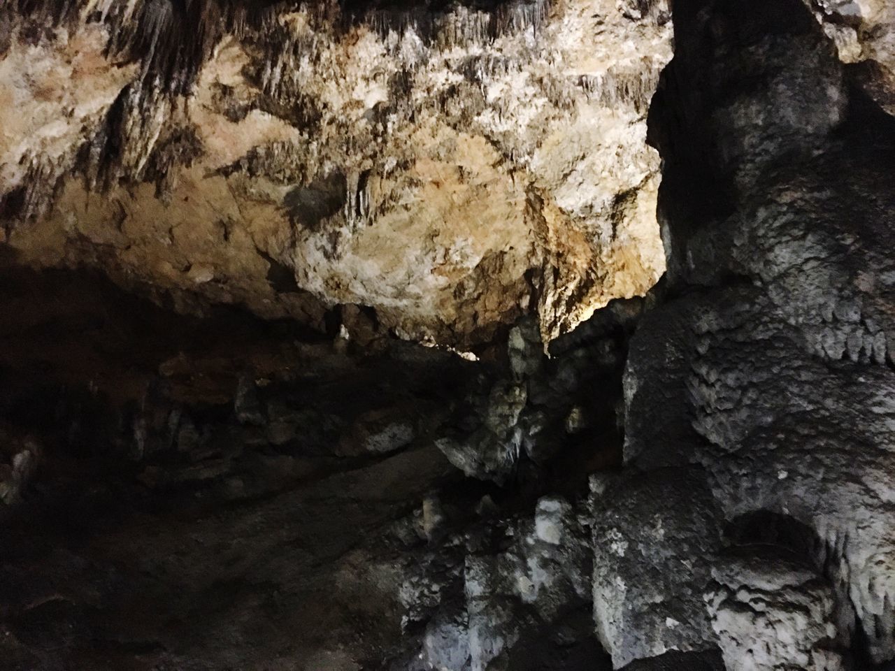 FULL FRAME SHOT OF ROCK CAVE