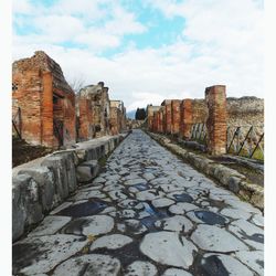 View of old ruins against sky