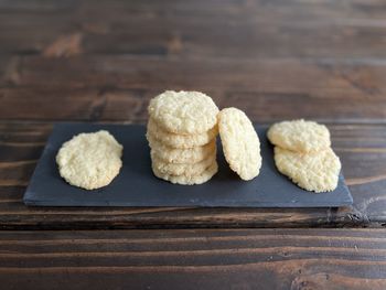 Coconut cookies