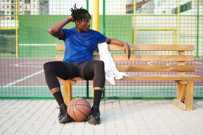 Portrait of the black man with the basketball