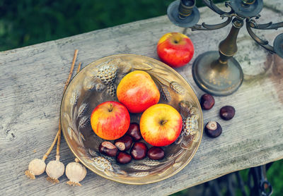 High angle view of apples on table