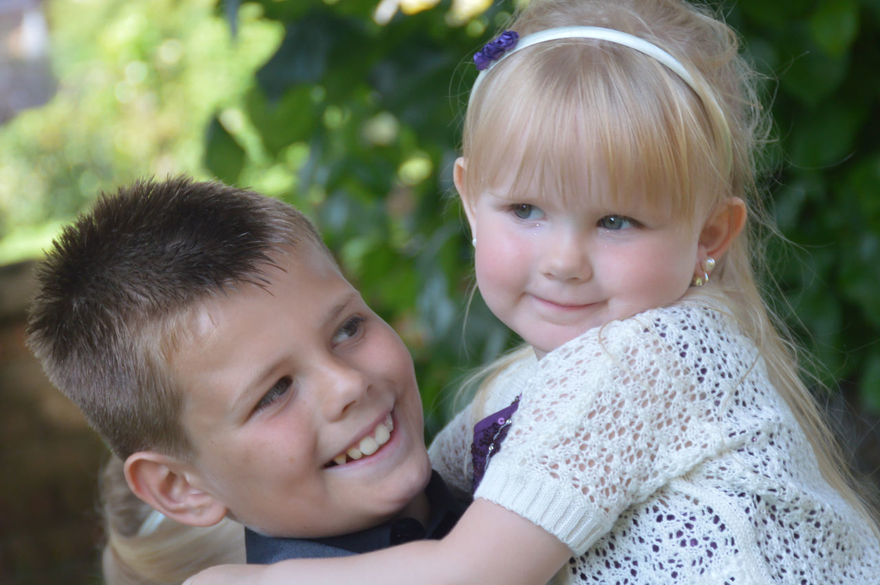 childhood, elementary age, innocence, cute, person, girls, boys, leisure activity, lifestyles, baby, babyhood, headshot, toddler, preschool age, family, focus on foreground, happiness, sister, portrait, children, casual clothing, close-up