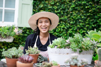 Portrait of a smiling young woman