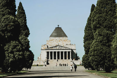 Victoria national memorial honouring the service, sacrifice of australians in war and peacekeeping