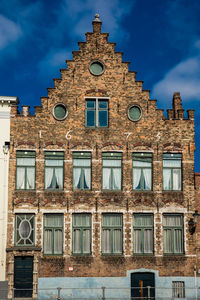 Houses representative of the traditional arquitecture of the historical bruges town