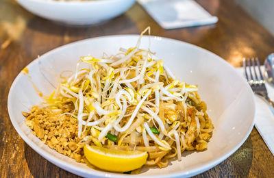 Close-up of noodles in bowl on table