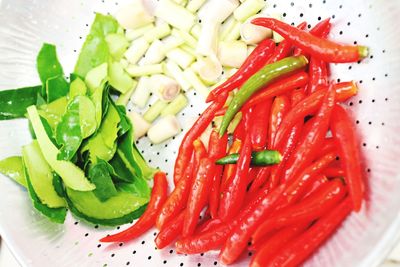 Close-up of chopped vegetables in bowl