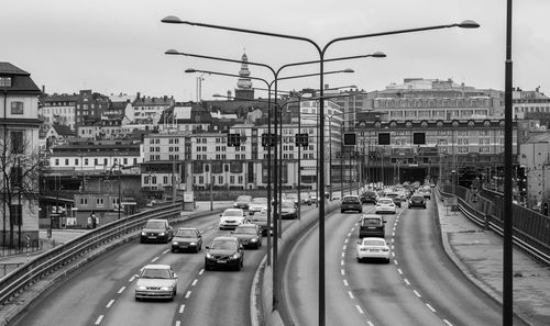 Traffic on city street