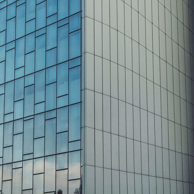 architecture, built structure, building exterior, full frame, modern, glass - material, window, low angle view, backgrounds, pattern, building, office building, city, reflection, indoors, no people, day, glass, repetition, architectural feature