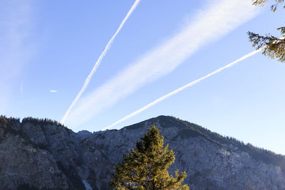 Low angle view of vapor trail in sky