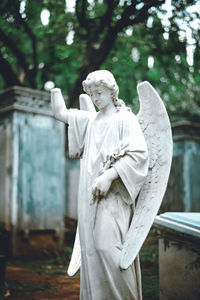 Statue of angel sculpture